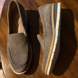 Adam Tucker gray suede slip ons excellent condition worn once